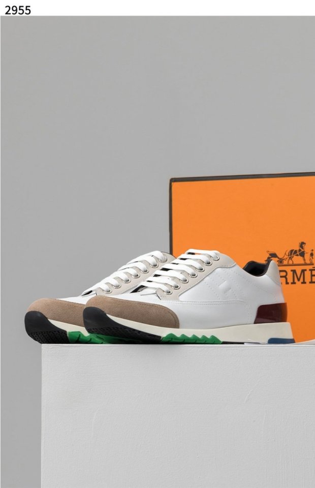 에르메스  트레일 스니커즈 