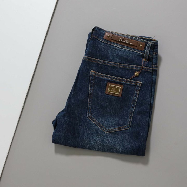 로로피아나  가죽 로고 진 