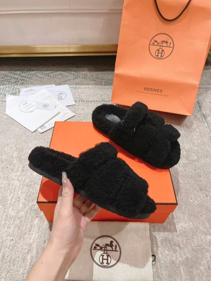 에르메스   시어링 시프레 양모 샌들