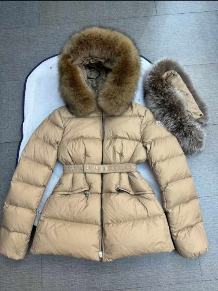 몽클레어   보에드 구스다운 패딩