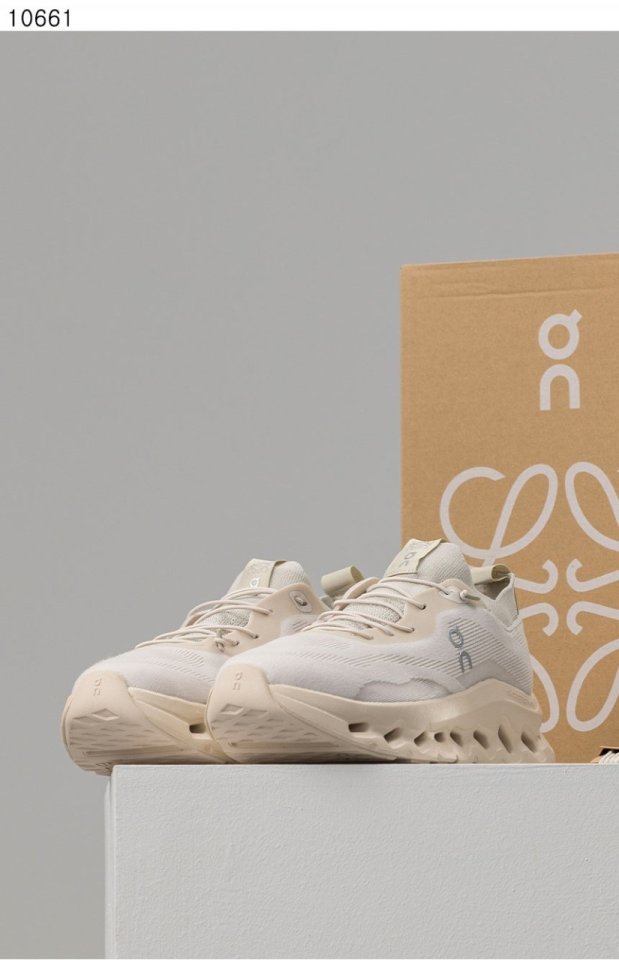 로에베  온 클라우드틸트 스트레치 리사이클 니트 스니커즈