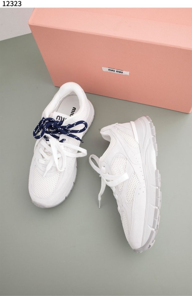 미우미우  SL 스니커즈 