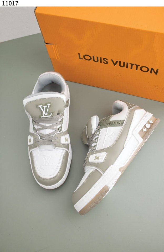 루이비통   LV 트레이너 스니커즈 