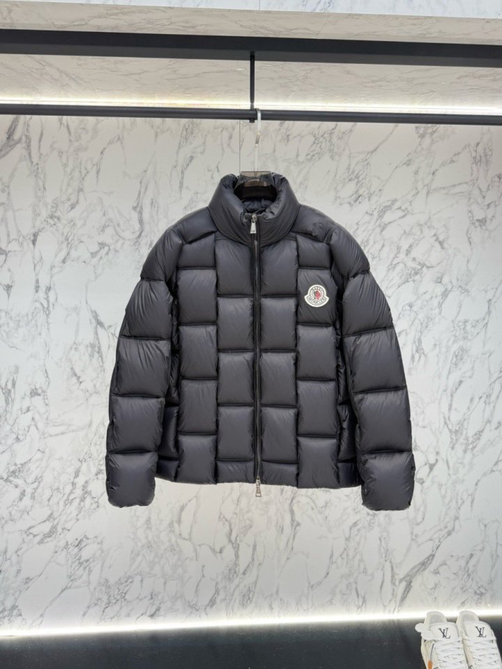 몽클레어 x 크리스토퍼 락시   991 콜라보 구스다운 패딩 