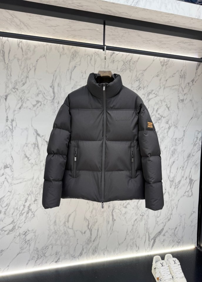 버버리   730 잉글랜드 런던 하이넥 구스다운 패딩 