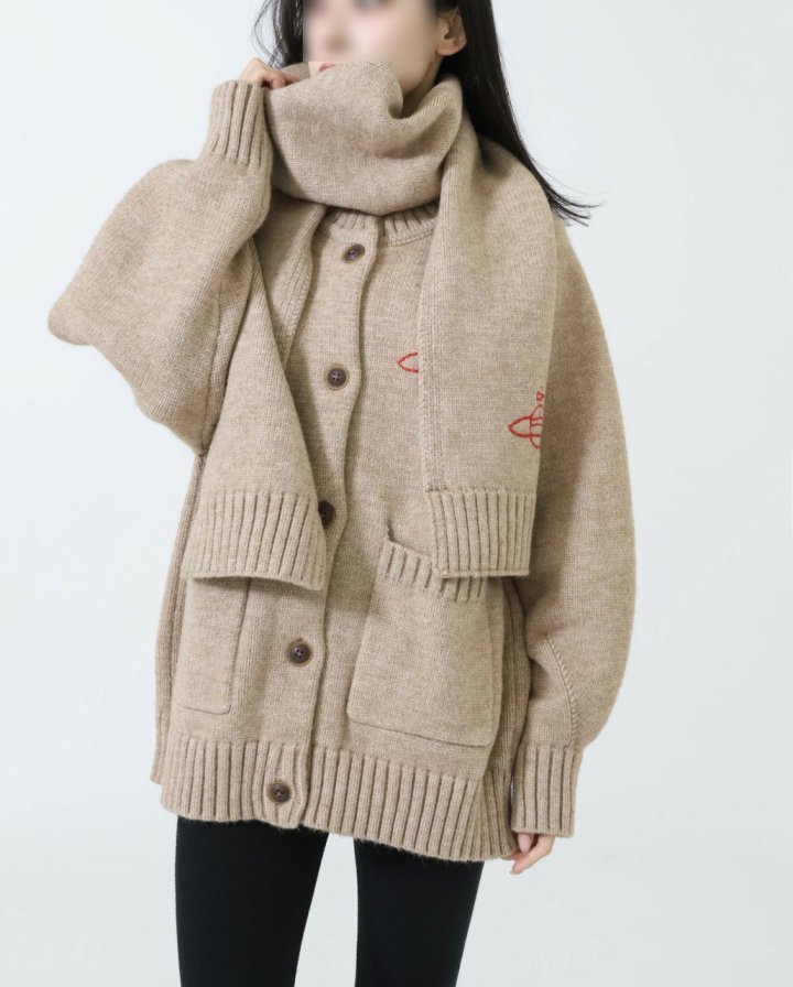 비비안 웨스트우드  새턴 자수 가디건 + 머플러 SET 