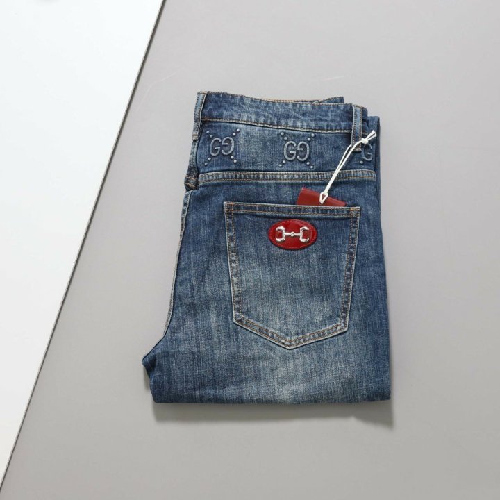 구찌  에나멜 홀스빗 포켓 패치 GG 엠보 데님 팬츠