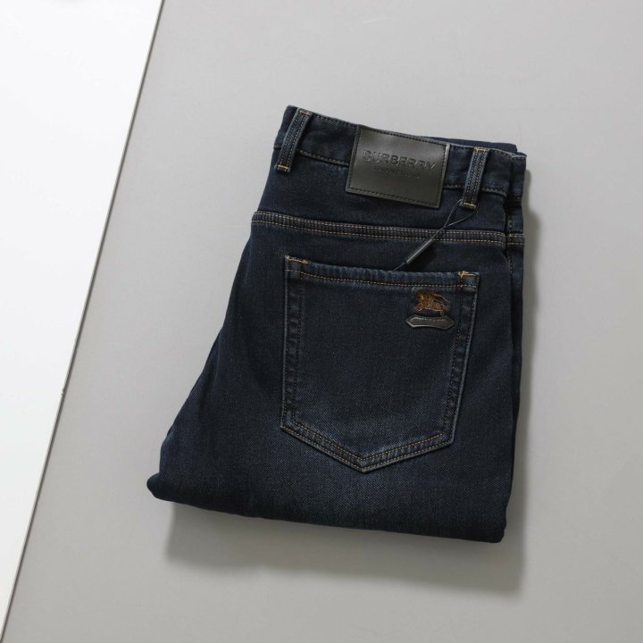 버버리  EKD 자수로고 레더패치 기모 데님 팬츠  