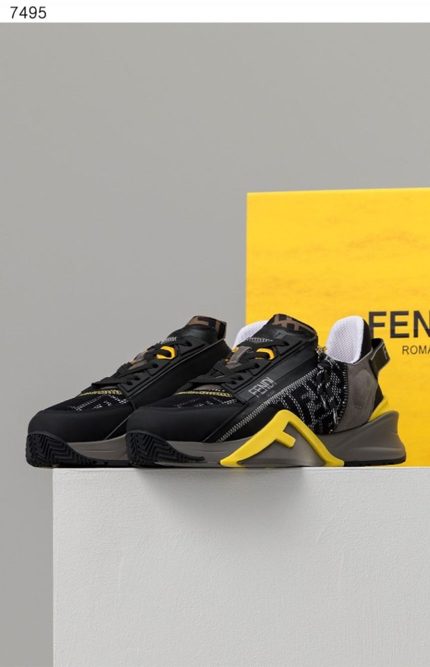 펜디   플로우 레더 로우탑 스니커즈 