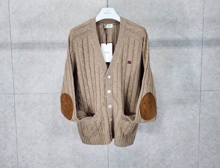 셀린느  트리옹프 로고 케이블 가디건