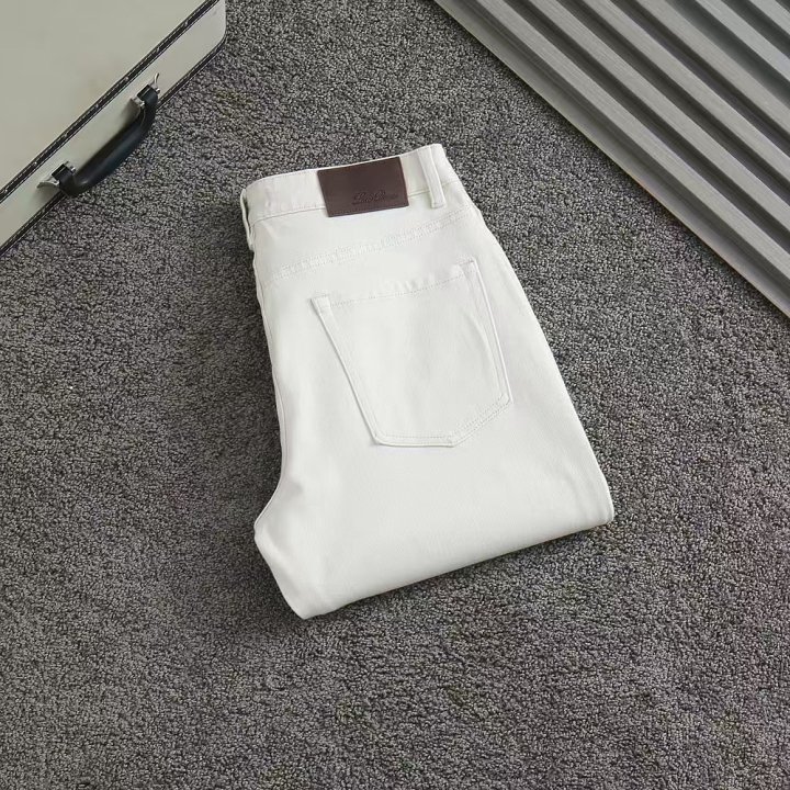 로로피아나  브라운패치 슬래스 화이트진