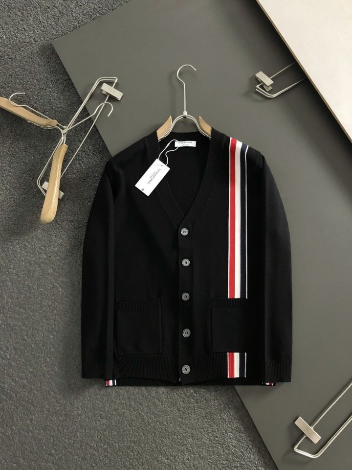 톰브라운  삼선 포켓 양모 버튼 가디건