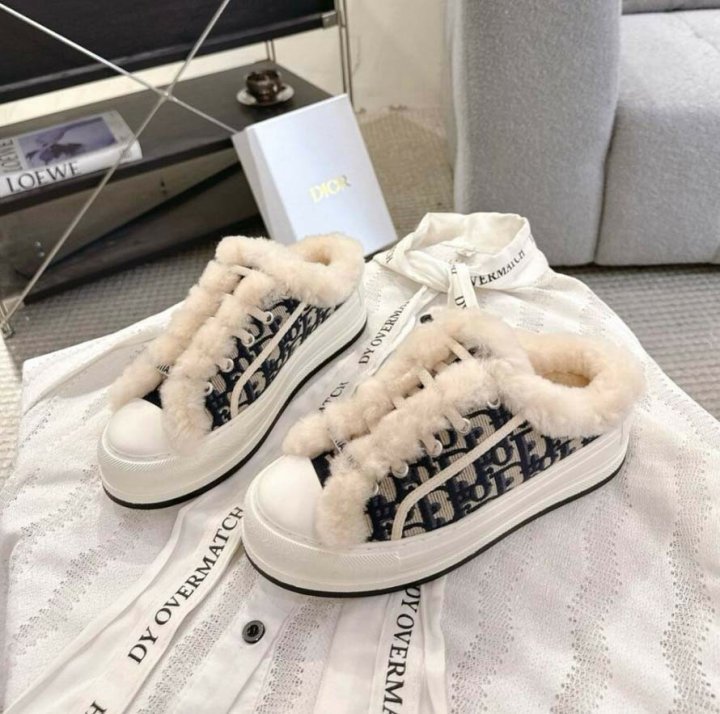 디올  알프스 워크앤디올 플랫폼 시어링 스니커즈