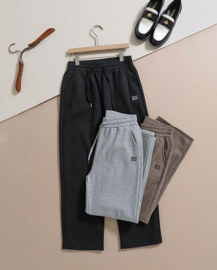 미우미우  코튼 플리스 밴딩 팬츠