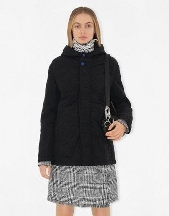 버버리  22115 퀼팅 후드자켓 