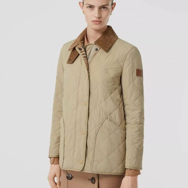 버버리  22111# 다이아몬드 퀼팅 자켓 
