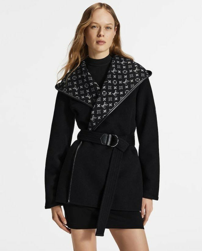 루이비통  시그니처 벨티드 쇼트 랩 피코트  