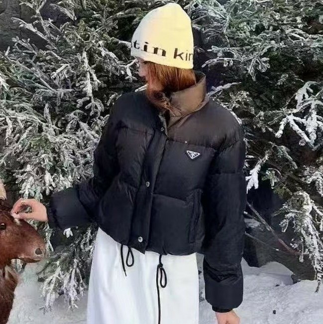 프라다  리나일론 크롭 컨버터블 다운 자켓  