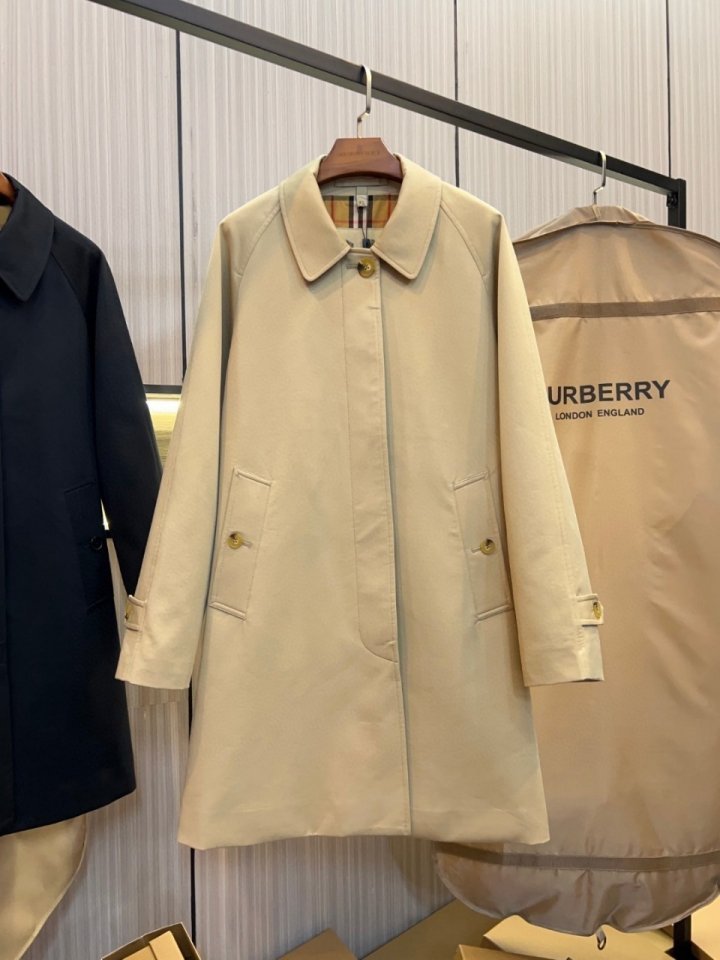 버버리  86715 미드 렝스 캠던 헤리티지 카 코트