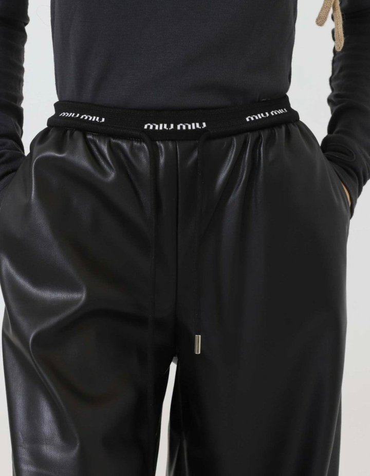 미우미우  허리밴드 와이드 레더 팬츠  