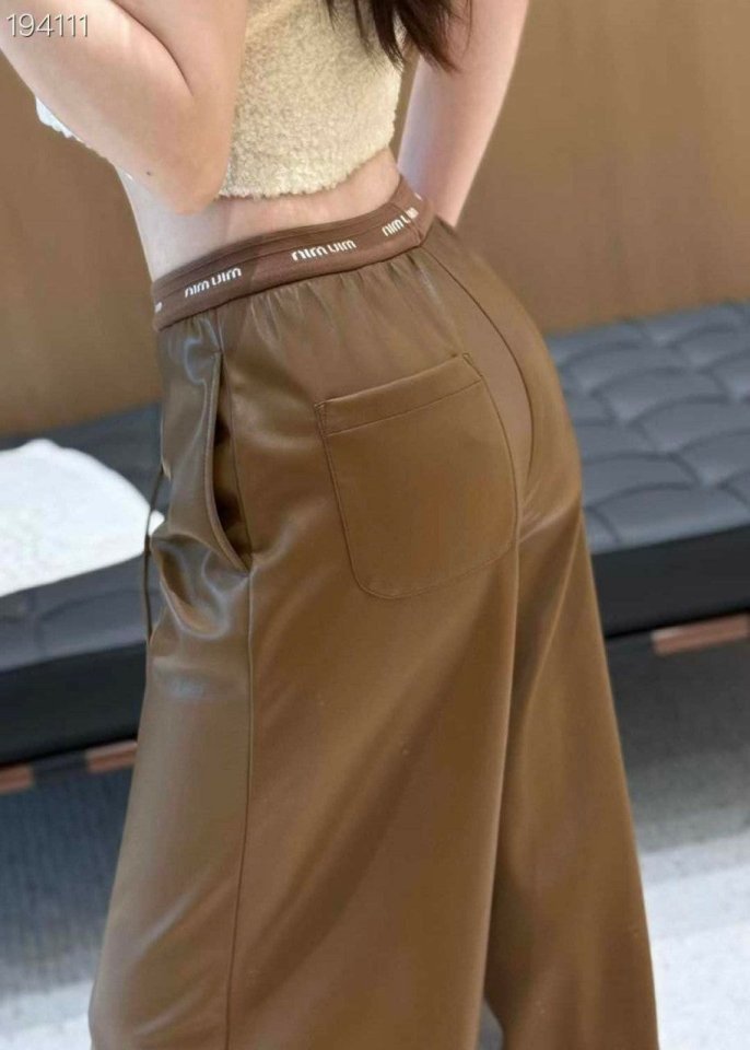 미우미우  허리밴드 와이드 레더 팬츠  