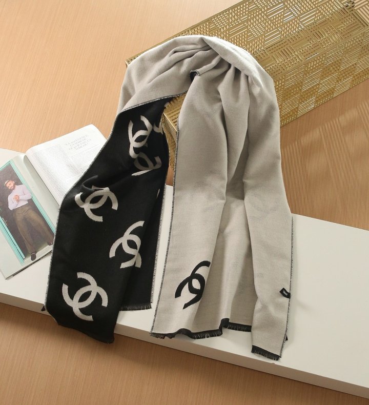 샤넬  리버시블 캐시미어 머플러